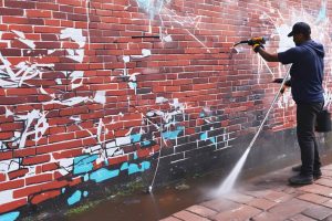 Removing-Graffiti